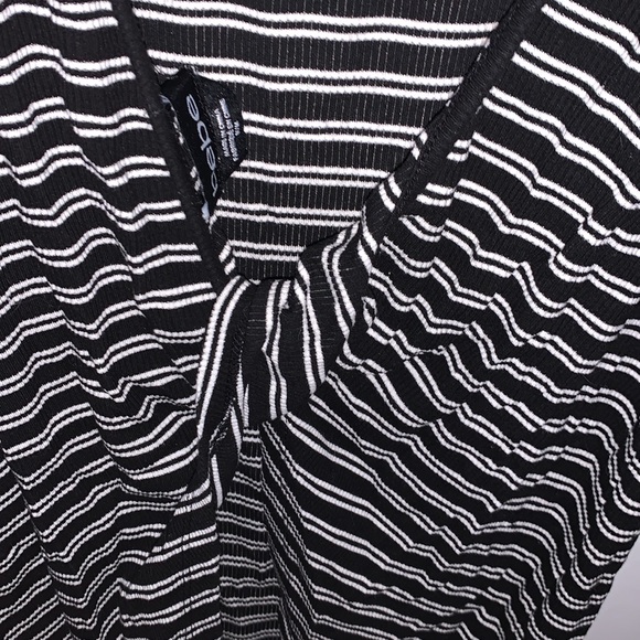 BEBE M sleeveless shirt*Open twist back*Ribbed*Swarovski Crystal Logo - Picture 5 of 6